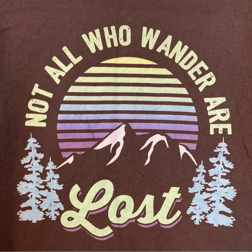 Black Graphic Tee with Mountain Design Women Size XL - Picture 3 of 5